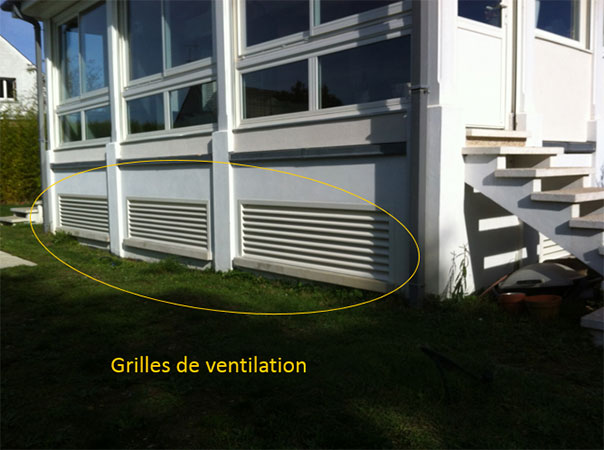 Fabrication et pose de grilles de ventilation pour un vide sanitaire